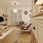Hilltop Hideaway Апартаменты Cospicua