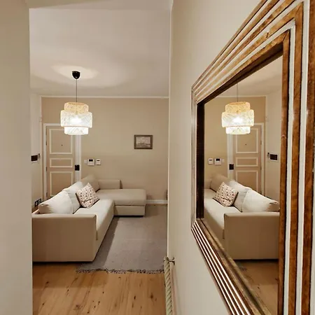 Apartment Hilltop Hideaway *