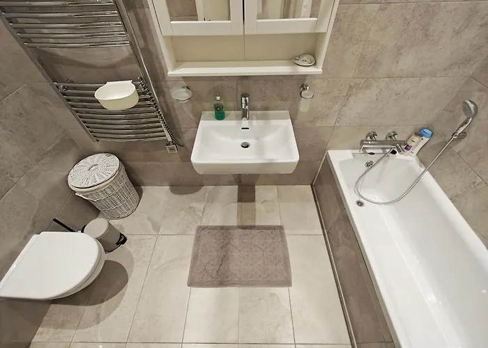 Hilltop Hideaway * Cospicua